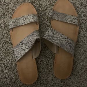 Womens sandals